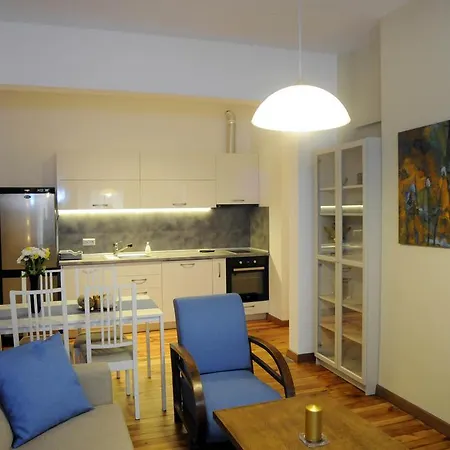 Rentapart Step Apartment *