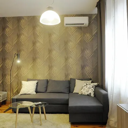 Rentapart Step Apartment *